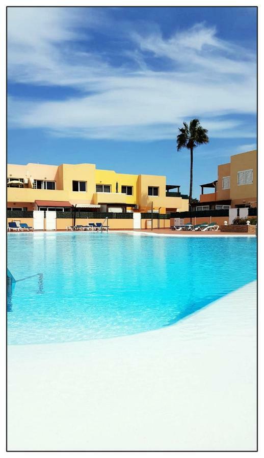 Appartamento Lur De La Playa Corralejo Esterno foto